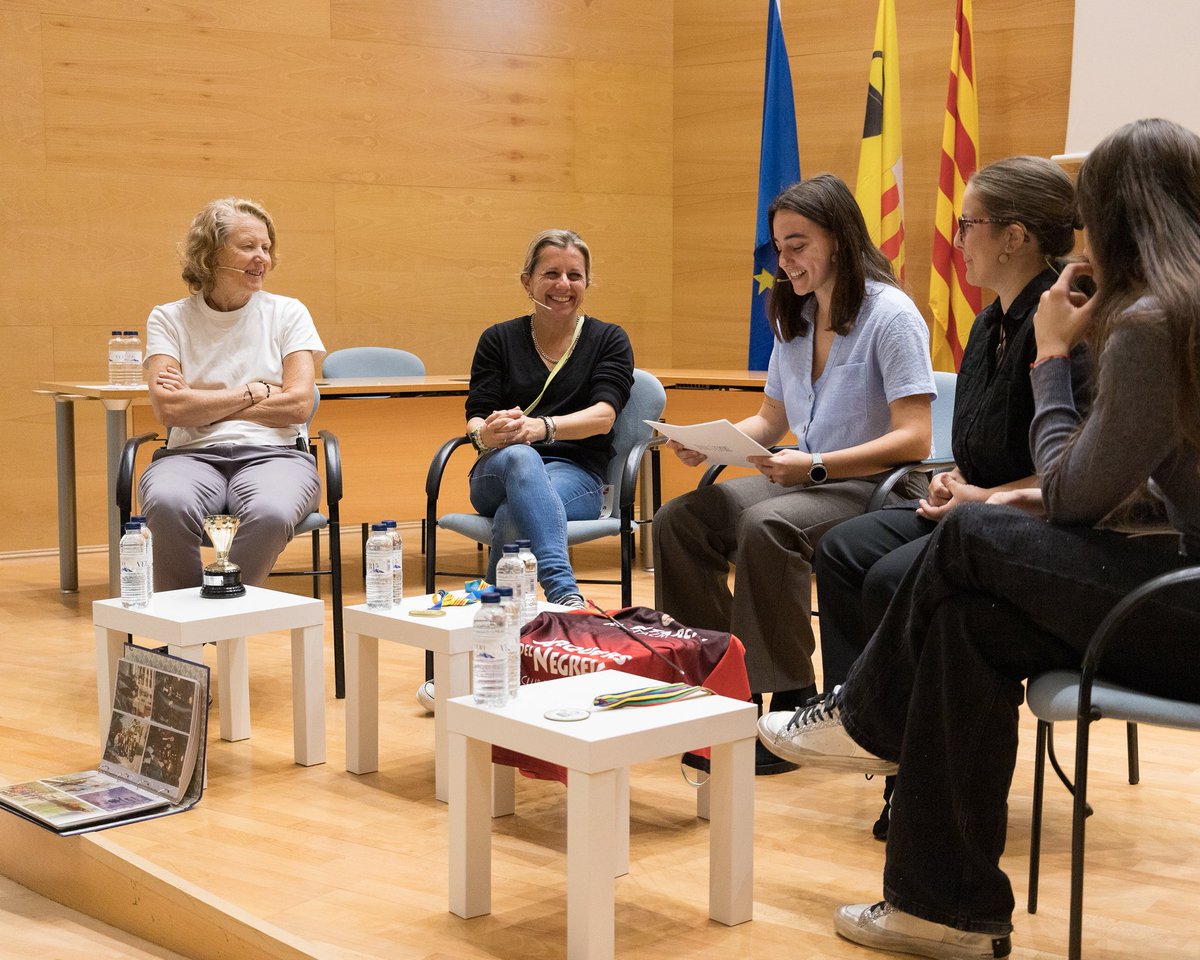 🗣️ 1a JORNADA DONA I ESPORT - CALDES DE MONTBUI

Ha estat un plaer presentar i conduir aquest acte protagonitzat per l’exfutbolista Sílvia Roca, l’arquera Maria Pitarch, la patinadora Elna Francés i l’atleta i psicòloga Vanessa Olmos

<a href="/AjCaldesMontbui/">Aj Caldes de Montbui</a>
📷 Clara Zoya