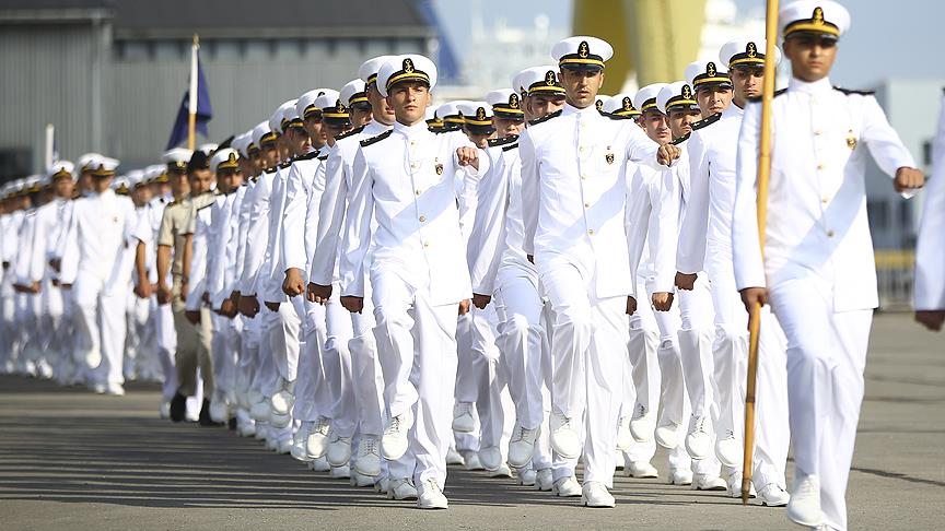 Deniz Harp Okulu'nun 252., Deniz Astsubay Meslek Yüksekokulu'nun 135. yaş günü!
BARBAROS'UN TORUNLARI, pruvanız neta, heybetiniz daim olsun.
Nice yüzyıllara!💐🇹🇷