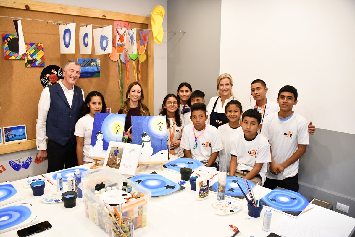 RoyalFamily's tweet image. Over the weekend, The Duchess of Edinburgh was in Guatemala, engaging with organisations supporting environmental protection and human rights. These included...

🇬🇹 Tikal National Park, an @UNESCO World Heritage site celebrated for its extraordinary biodiversity and…