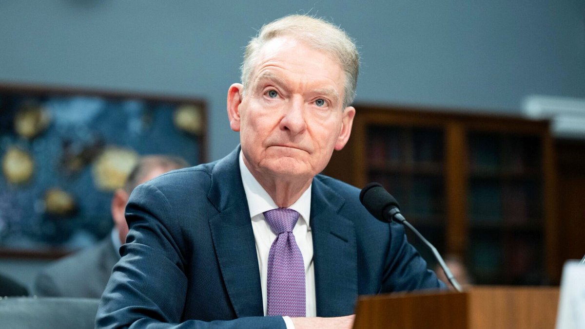 💥BREAKING:

🇺🇸 THE SEC JUST REMOVED CRYPTO FROM ITS 2026 PRIORITY LIST.