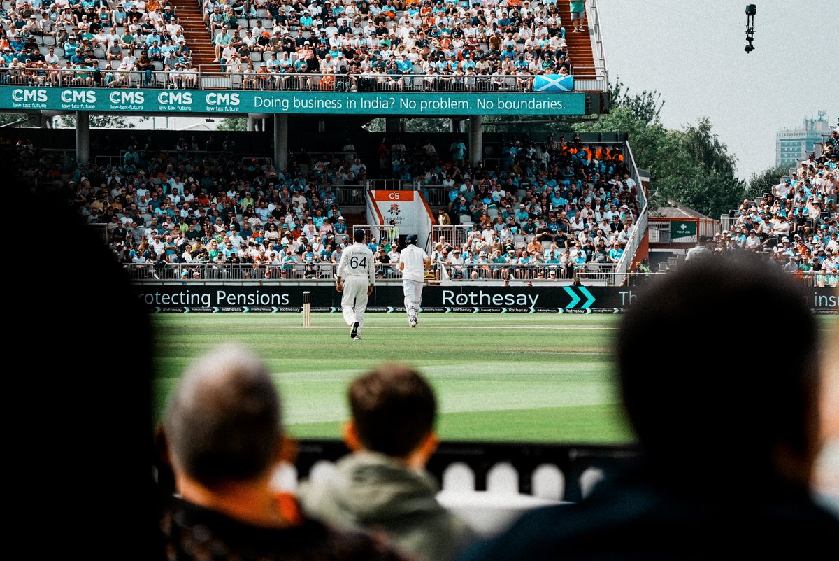 sportsbreakscom's tweet image. Head to our terrace in 2026 at Emirates Old Trafford to watch England take on India and Sri Lanka in the IT20 👀

Visit our website to book your place 👉shorturl.at/7VL9H

You won't want to miss this one 🏏
#Cricket #IT20 #OldTrafford #CricketFans