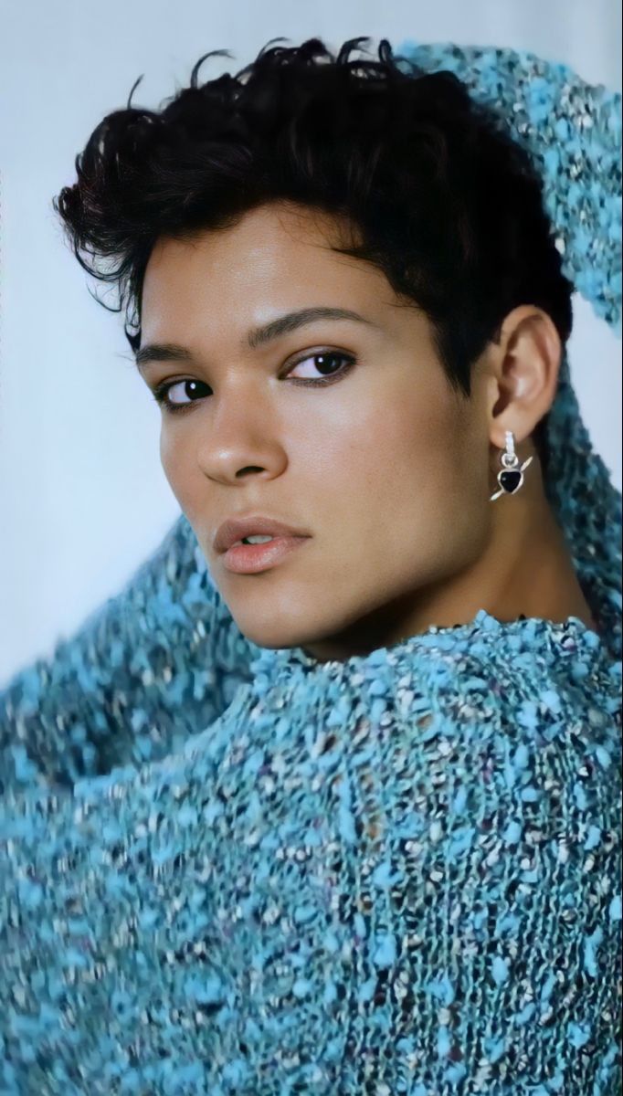 iloveurguts's tweet image. Omar Rudberg, as Fabian Salla, would be epic for Heated Rivalry s2. 🔥🔥🔥