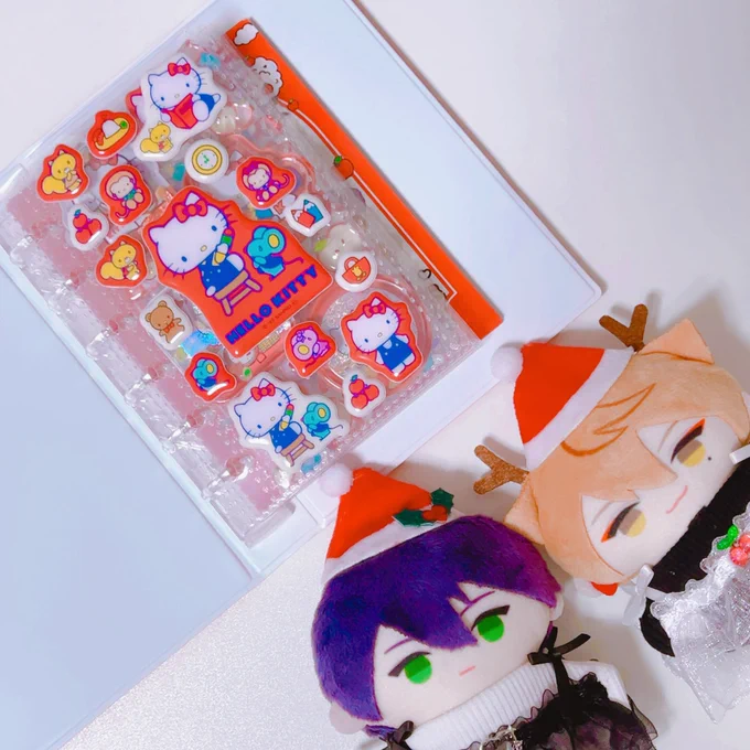 赤系キティさんまとめシール帳