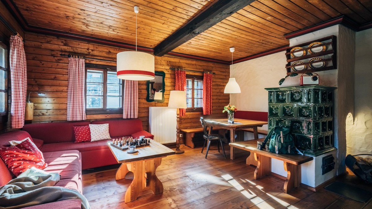 Rellox's tweet photo. ✨Black Friday v Alpách?
Nyní máte šanci pořídit si apartmán v oblíbeném Bad Kleinkirchheimu se slevou 10 % na prvních 10 jednotek bez ohledu na velikost. Stačí podepsat předkupní smlouvu do konce listopadu a dokončit koupi do konce roku🔥

👉Více info: https://t.co/bm2gZ27TWP https://t.co/s7LZZdDoZt
