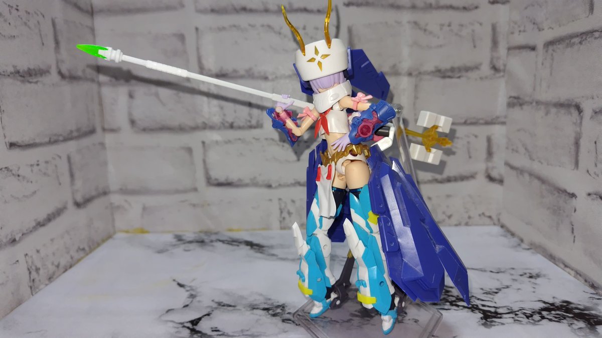 LuLu_sub_1's tweet image. #治安悪そうな女
「いいですか？暴力を降るっていいのは､異教徒共と化け物だけです｡」