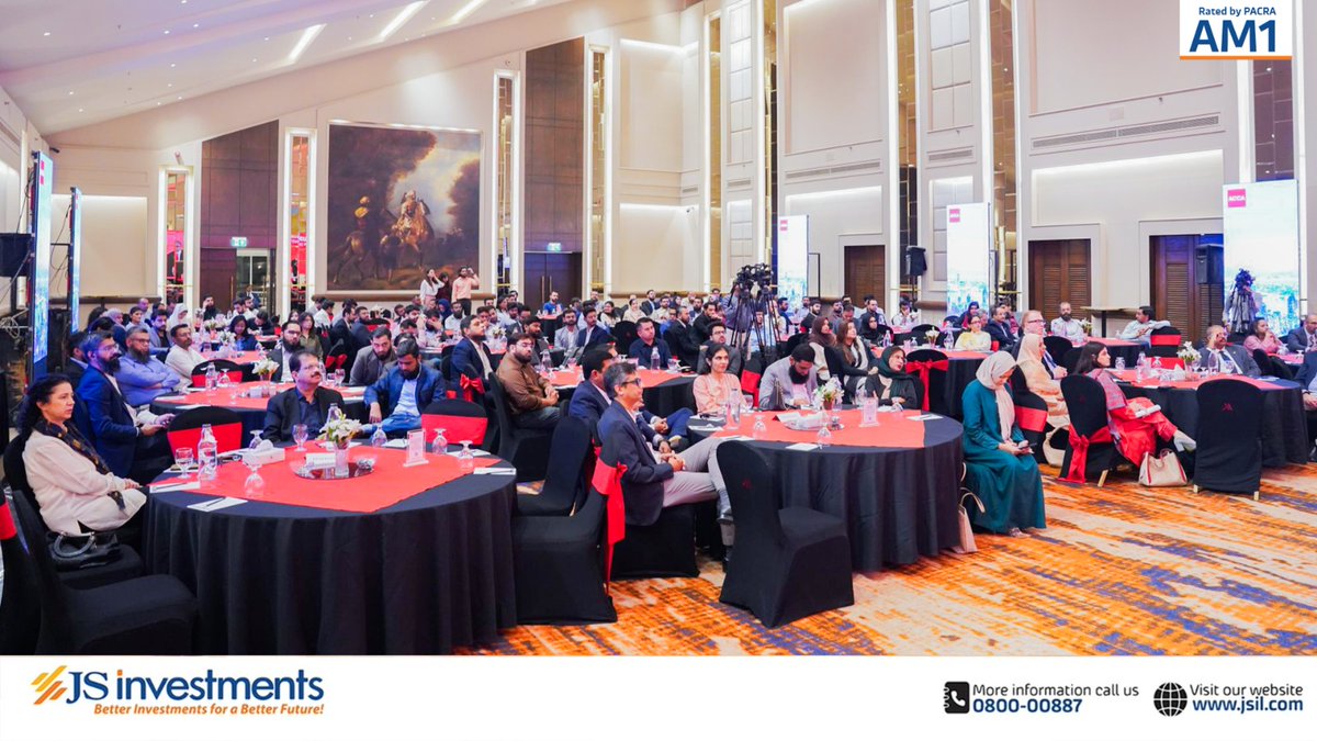 JSInvestment's tweet image. At ACCA Pakistan&apos;s “Driving Sustainable Business” event in Karachi, global and local perspectives came together.

Our CEO, Iffat Z. Mankani, joined ACCA Chief Economist Jonathan Ashworth in a dynamic Fireside Chat moderated by Amreen Soorani FCCA, unpacking global trade shifts…