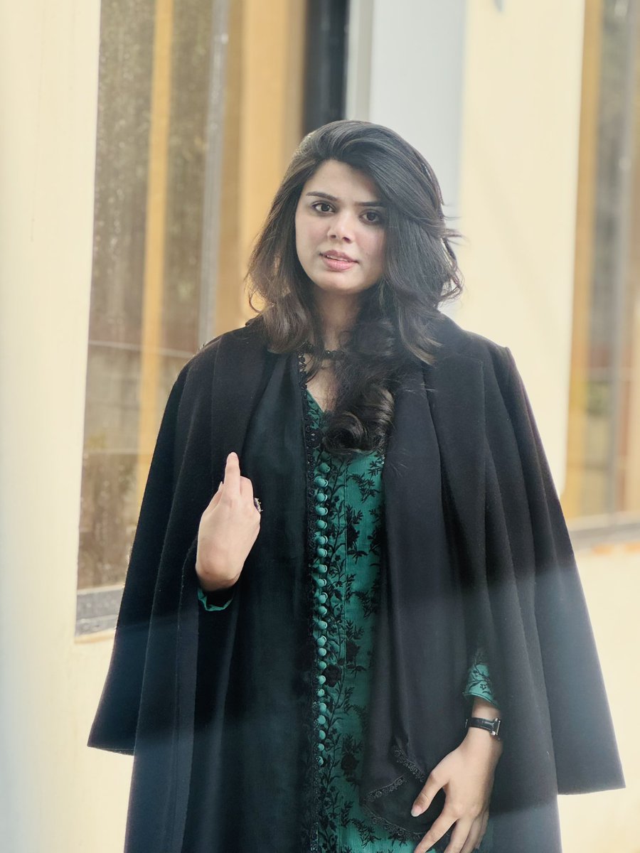 AmaimaIK's tweet image. Met the Prime Minister of AJK, Faisal Mumtaz Rathore, at the PM House AJK today.

@FaryalTalpurPk @FaisalmRathore @BBhuttoZardari