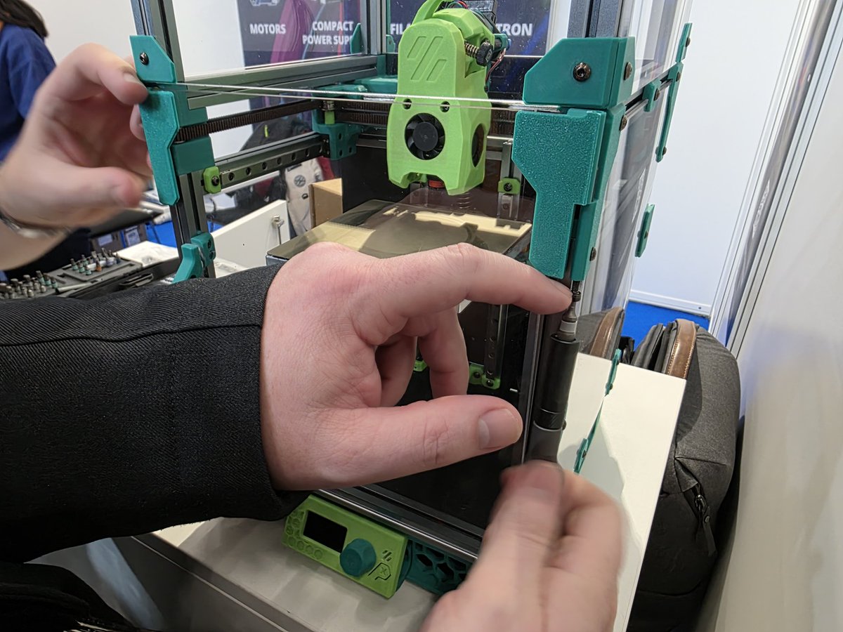 The 3D printing belgian #FreeThe3DPGeneral tweet media