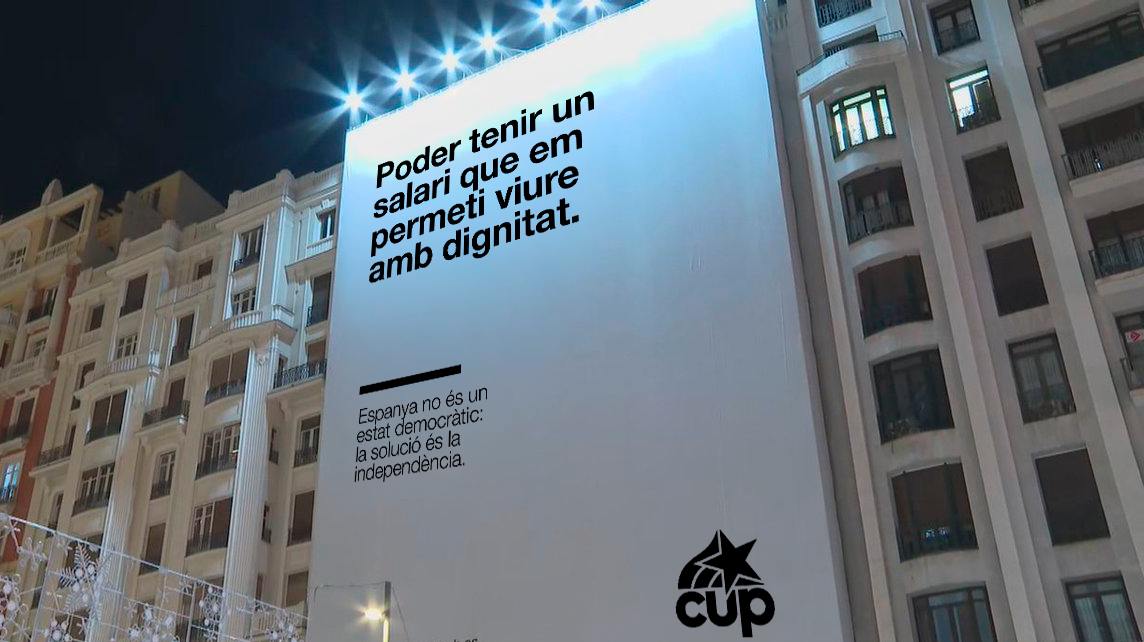 cupnacional's tweet image. La @cupnacional també omplim la Gran Via de Madrid de missatges, @desdelamoncloa. 

No són 50 anys de llibertat, són 50 anys d’oblit i règim imposat per la força.

Règim o ruptura