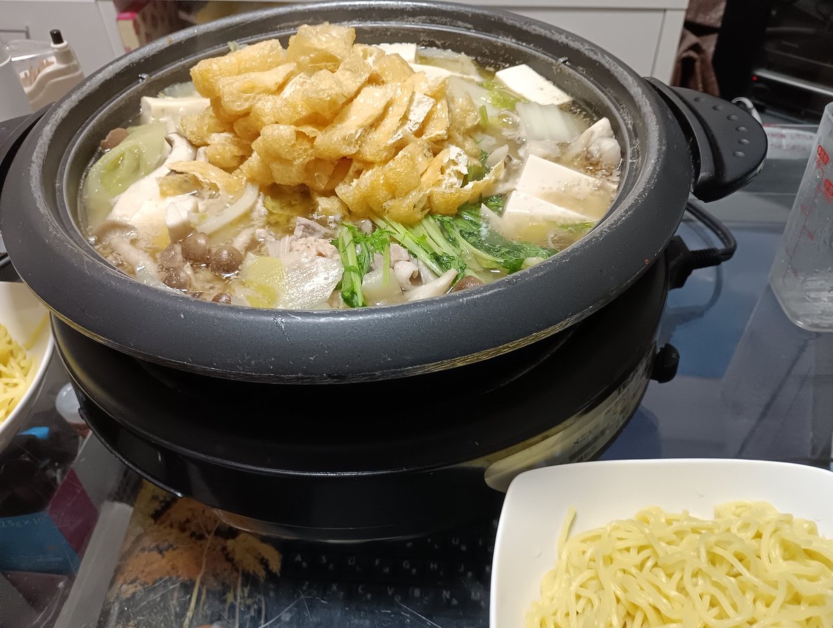 おうちごはん。 今夜は、冬の主役ザ鍋！ の中で一番好きな「塩ちゃんこ