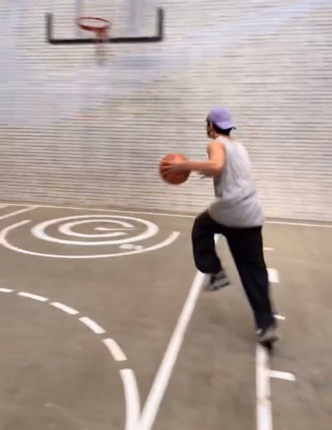 농구도 한다 곰돌이가