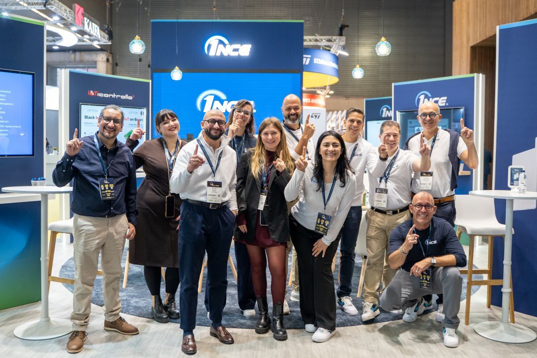 1NCE_IoT's tweet image. ☀️Day 1 at @Enlit_Europe 2025!
Coffee’s on us at 📍Booth 1.B70 — and surprise! Available until 3 PM ☕
Stop by, recharge, and meet the @1NCE_IoT team.

#1NCE #IoT #EnergyTech #EnlitEurope #EnergyInnovation