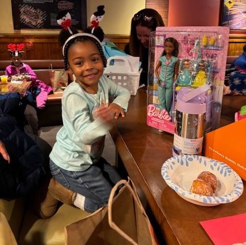 #GivingTuesday is just around the corner!  🎁Annapolis #ShopwithaCop could use your support!   givebutter.com/ShopwithaCop25
<a href="/GovWesMoore/">Governor Wes Moore</a> <a href="/JaredLittmann/">Jared S. Littmann</a>