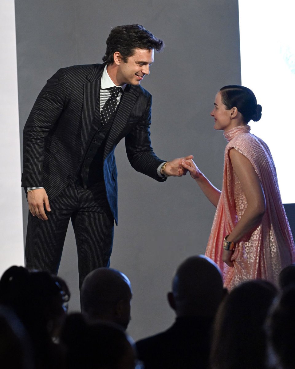 sebstanarchive's tweet image. Sebastian Stan and honoree Renate Reinsve onstage during ELLE's 2025 Women in Hollywood Celebration.