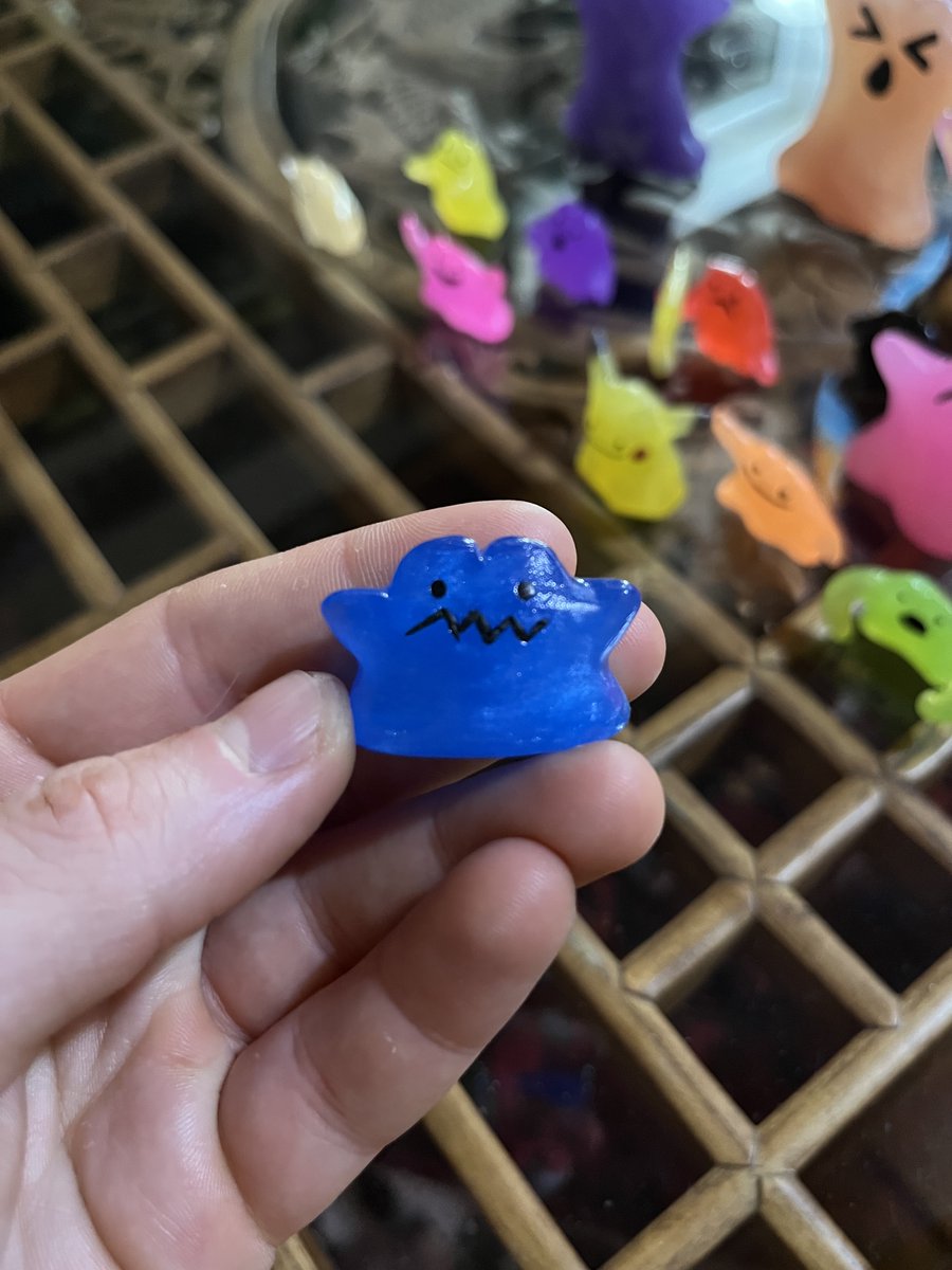 OliverBohovic's tweet photo. Latest batch of Handmade Thermoplastic mini Dittos are getting shipped to their new owners!  Get yours here if you're interested! 
https://t.co/5IT5GRt77Z

For the Jumbo Dittos contact me directly, as I'll be making a listing shortly!

#ditto #Pokemon #HandmadeWithLove #art https://t.co/gUhY5qrLxC