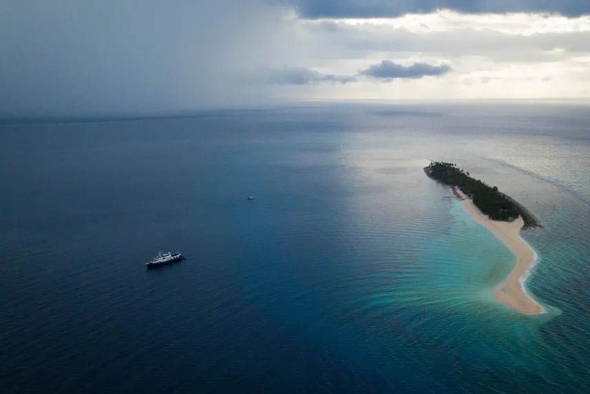 Scuba Diving in Micronesia: The Ultimate Escape Below the Surface

👉 buff.ly/O3fopgI