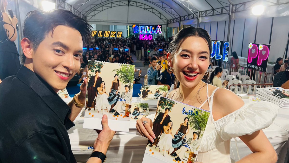 goodfeelingtv3's tweet image. เจ้าคุณพี่กับอีนางคำดวงของเขา ที่งานเซ็นปฏิทินช่อง 3 วันนี้