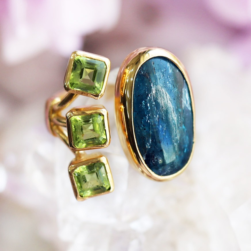 【Milky】ペリドット✕プレナイトのユニコーン形オルゴナイト☆他８点 Milky】ペリドット✕プレナイトのユニコーン形オルゴナイト☆他8点