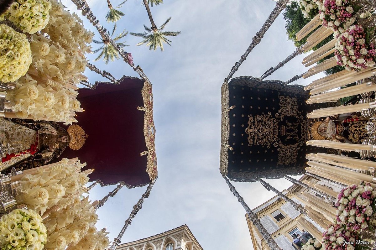 Salen a la venta las películas 'Quedan' y 'La Llena de Gracia'. cofrademania.com/noticias/a-la-… <a href="/masjerez/">masjerez</a> <a href="/MigueMoreno79/">Miguel Ángel Moreno Perez</a> <a href="/miguelperea1/">miguelperea</a>