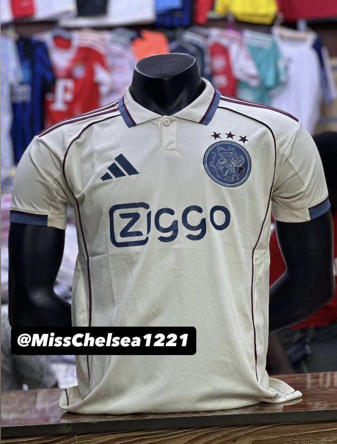 Miss Chelsea1221 tweet media