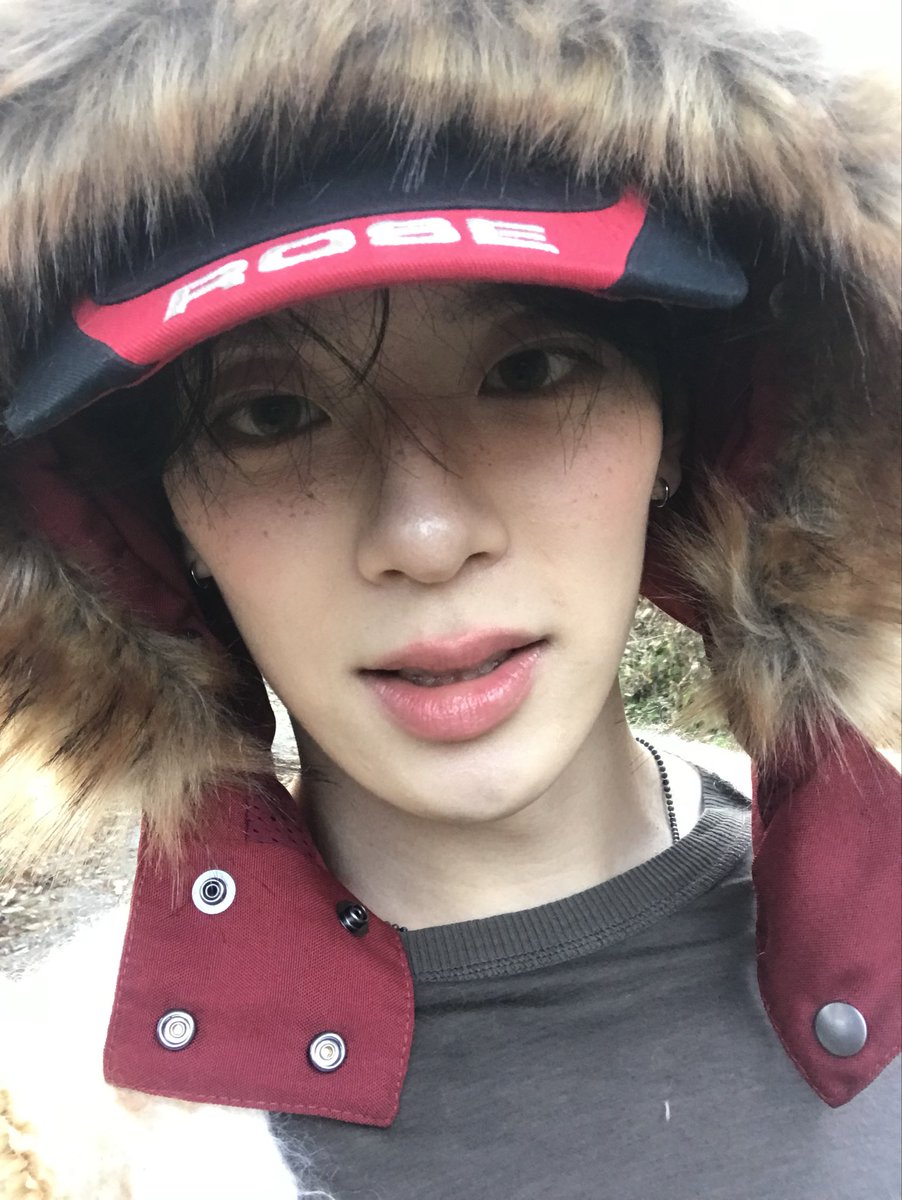 VERIVERY tweet media