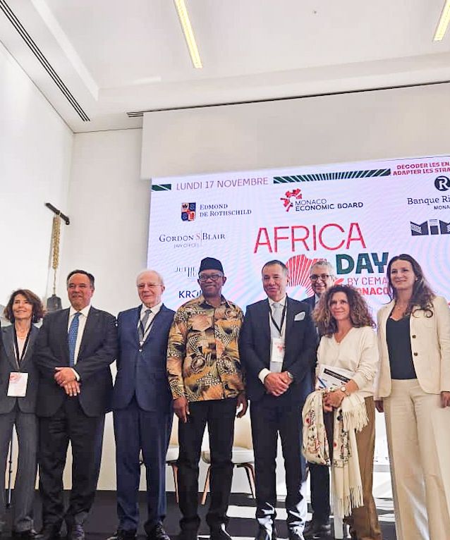 PeterObi's tweet image. Why Nigeria Remains Africa’s Greatest Investment Frontier 

Yesterday, Monday, 17th November, I was in Monaco as a guest speaker at the 4th Africa Day event, organised by the Club des Entrepreneurs Monégasques en Afrique (CEMA). I spoke on the future of Africa, especially…