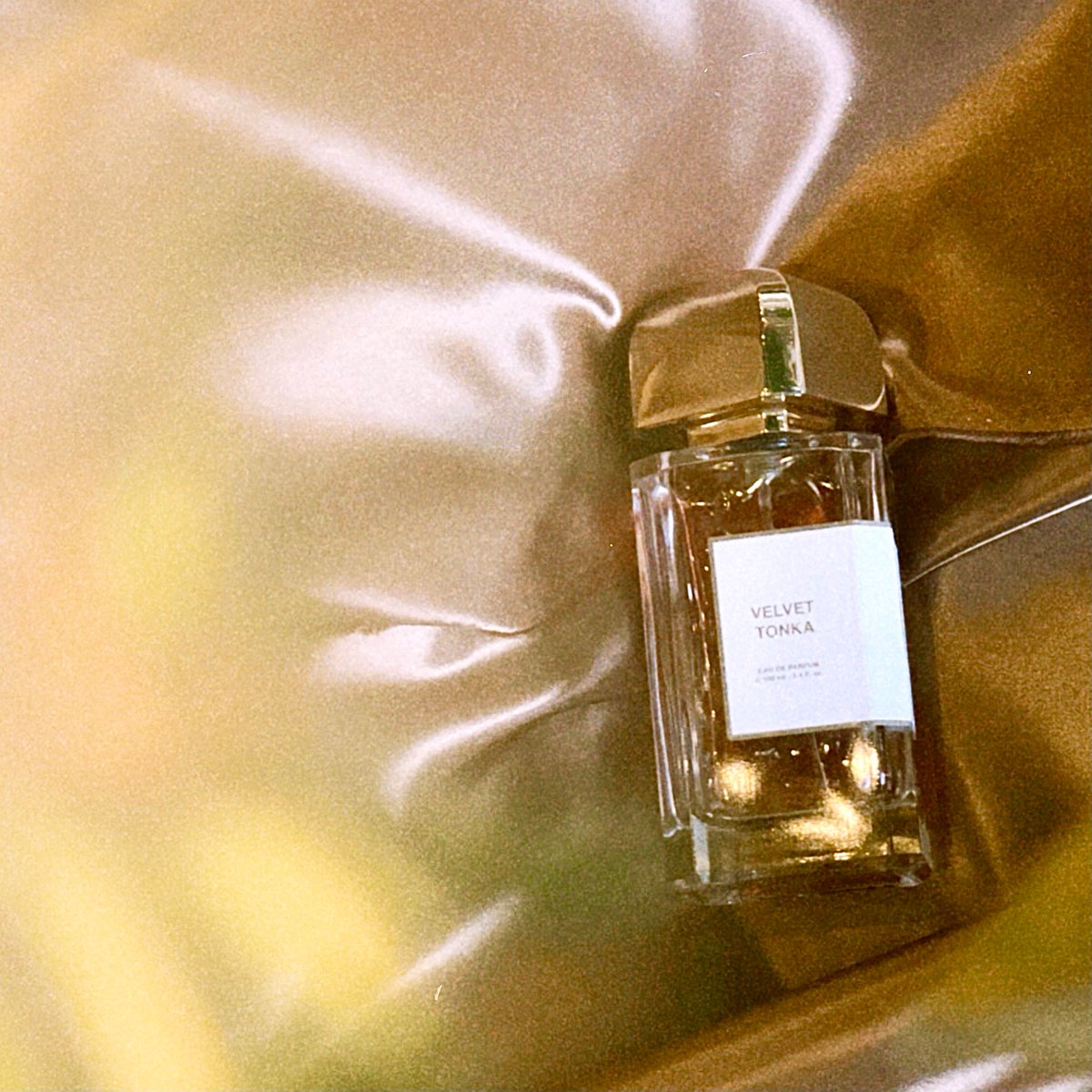 Bdk Parfums ｜ベルベット トンカ アーモンドの甘さが頬をかすめ