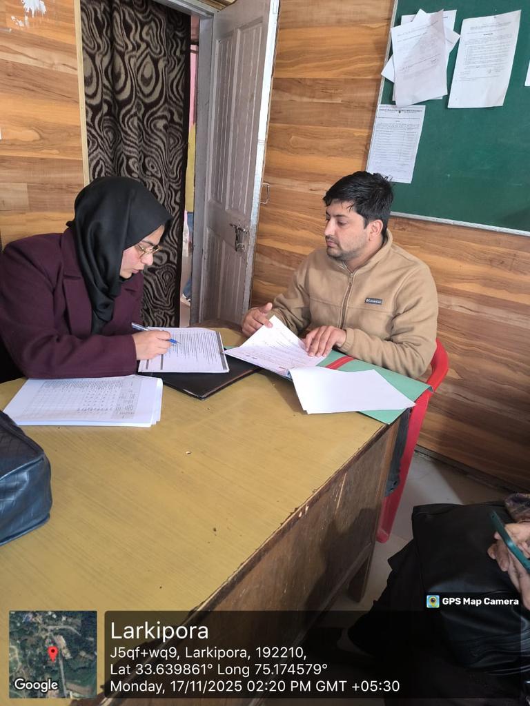 PCMGPCs's tweet image. PAI 2.0 data verification conducted at Larikpora B Panchayat, Shahbad Block, Anantnag. Ensuring accuracy of all submitted indicators through field-level checks.
– PRA, Anantnag (J&amp;amp;K)
#PAI2 #DataValidation #PanchayatiRaj #JammuAndKashmir