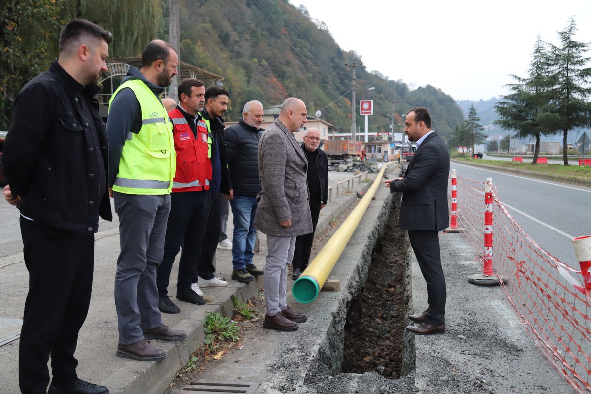 Kente giriş yapacak ana boru hattının kazı sürecinin başladığını belirten Başkan Cihan, “Hopa üç yıllık bir altyapı dönüşümüne giriyor. Bu, kentimiz için çok uzun zamandır beklenen bir adımdı.” Dedi.

hopam.com/icerikdetay.ph…
