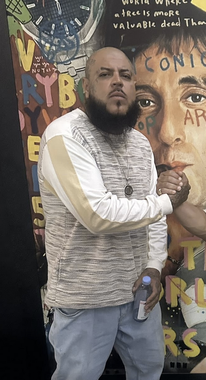 jimmy_rustlin's tweet image. Meet the leader of the Chicago Ramming ICE Gangs, former Mayan and Latin Kings gang member, turned actor/activist is named Ricardo Flores. He goes by his street name Ricky D&apos;Gucci.