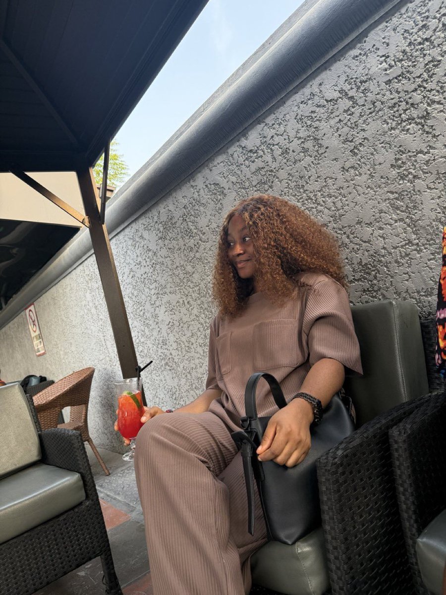 iamveektoria_'s tweet image. If you are a community manager in Web3, lets connect.

Check link in Bio. I are prepping a gift😮‍💨🔥

GM!