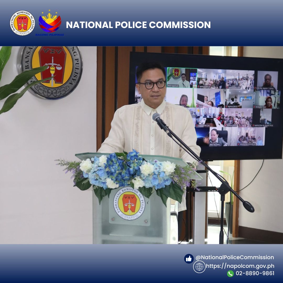 NAPOLCOMcentral's tweet image. NAPOLCOM administered the oathtaking of newly promoted Directors III &amp;amp; II today, Nov 17, at the Central Office. Led by NAPOLCOM Chief, Comr. Ralph Calinisan and other officials, the ceremony honored this major milestone.  
Congrats to our newly promoted directors!
