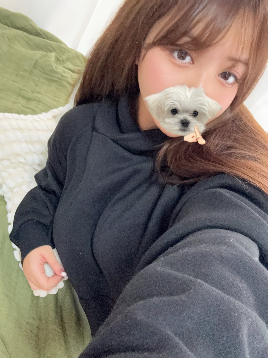 おかよ•*¨*•.¸♬︎ よんよん