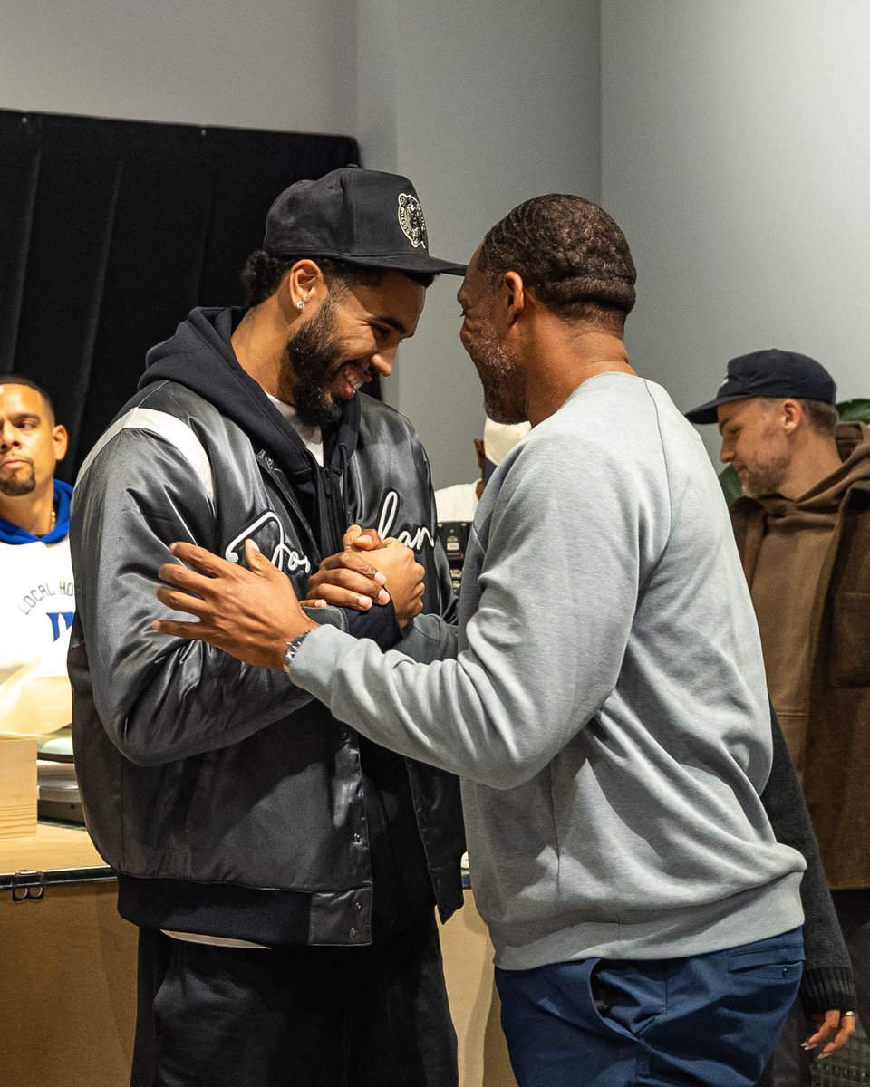 DukeMBB's tweet image. S/O JT + Amile for coming thru!