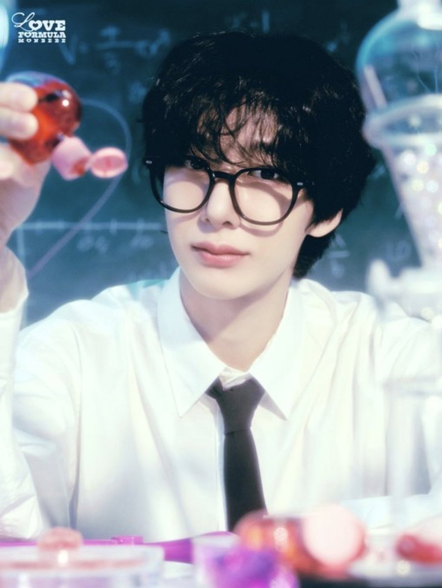 MXMONBEBEISRAEL's tweet image. I love you🖤🤍🩷😍
#MONSTAX #HYUNGWON  
 #LOVEFORMULAMONBEBE
@OfficialMONSTAX