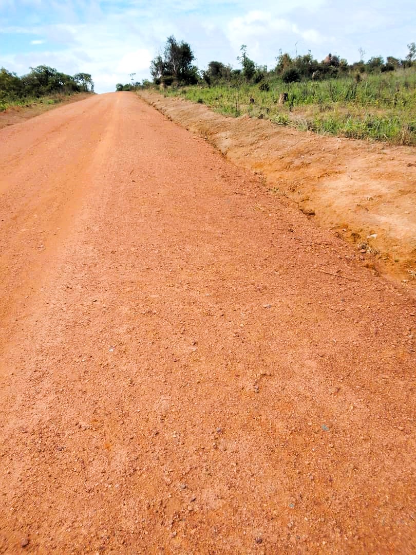 OvdaRdcOff's tweet photo. PER 2025 – Lualaba
L’OVDA accélère : 34 km en chantier à Dilolo, 15 km à Samboma et 15 km à Mutshatsha. Sous l’impulsion du DG Cléophas Badiashile Katumba, le désenclavement rural avance.

#OVDA #PER2025 #Lualaba #RDC #FONER
 https://t.co/4Xc03BQ3eA https://t.co/WGgFqiXic9