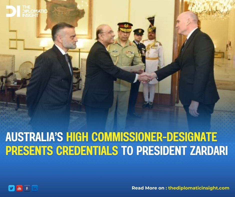 Tim Kane, the High Commissioner-designate of 
Australia to Pakistan, presented his credentials to 
President Asif Ali Zardari in a formal ceremony held at 
Aiwan-e-Sadr on Monday.

thediplomaticinsight.com/australias-hig…

#Australia #Pakistan #AustralianGP #TDI #thediplomaticinsight 

<a href="/AusHCPak/">Tim Kane</a>