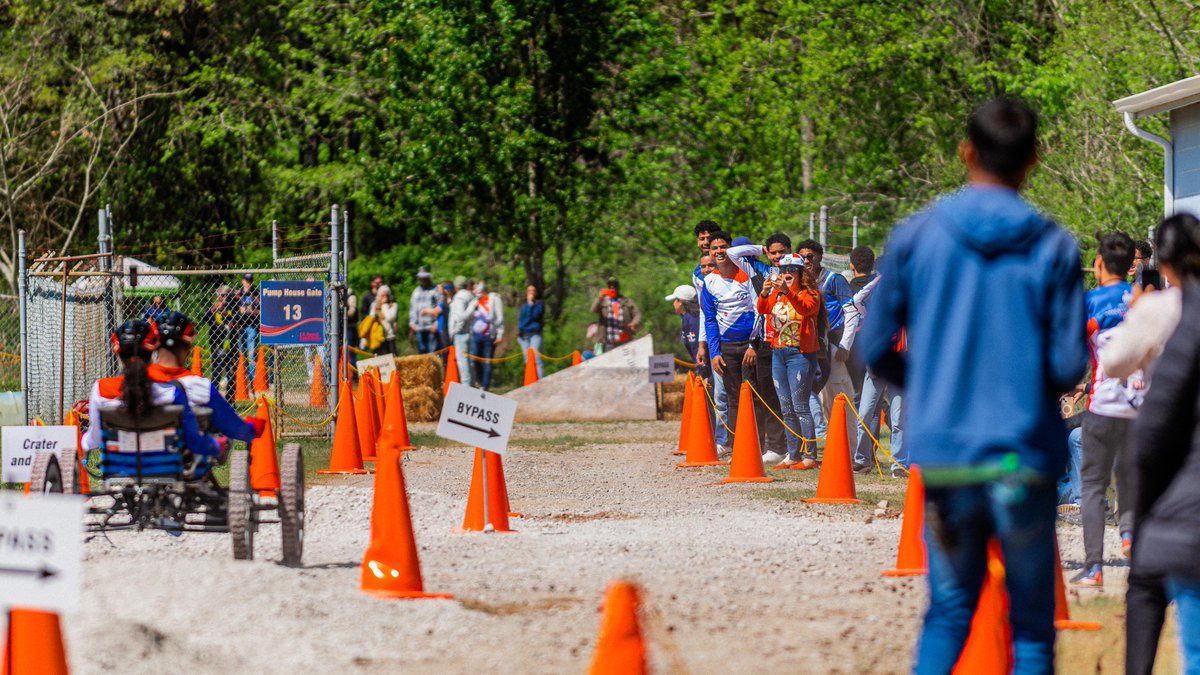 NASA_Marshall's tweet image. Our 2026 #RoverChallenge and #StudentLaunch teams are ready to rock(et) and roll!🛞🚀

These student teams will compete in April next year near #NASAMarshall. Check out the full list of teams below!

HERC: go.nasa.gov/3LKukzl
Student Launch: go.nasa.gov/4rcUtqP