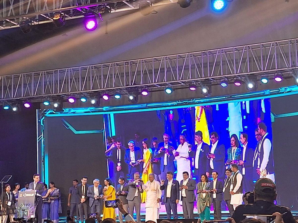 umakannann's tweet image. #Karnataka launches AI-ready personal computer #KEO for Rs 18,999
@DeccanHerald