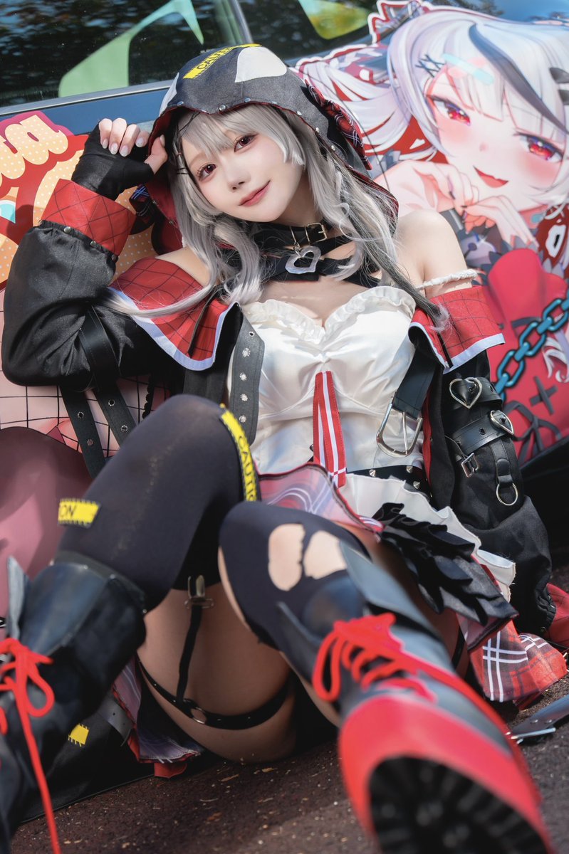 amane_azusa's tweet photo. cosplay￤沙花叉クロヱ🎣

📸@miyamotophoto1 
痛車のオーナー様🖤@Otohimekawaii 

#KPF2025 #さかまた飼育日記 https://t.co/fZtDYn7ouE