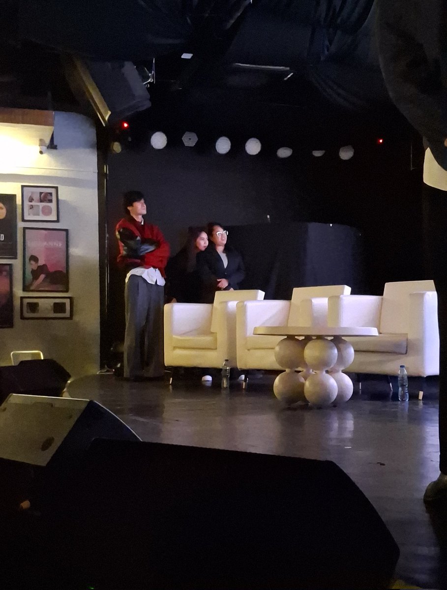 Reply "ashdres with ate lara" 

JAYFER ON AMNSE MEDIACON 

#ASHTINEReturnsAsJayJay
#ANDRESBackAsKeifer 
#AMNSEKlasmeytCon