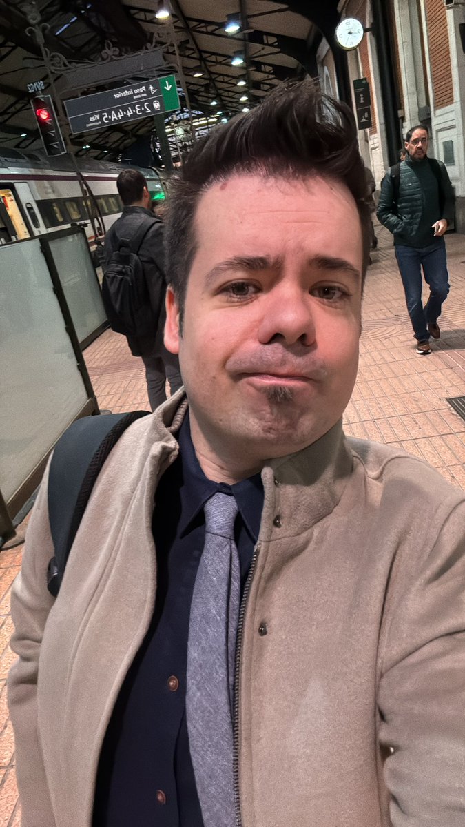 GontxuCG's tweet image. Pues comenzamos la mañana 🤭🤭