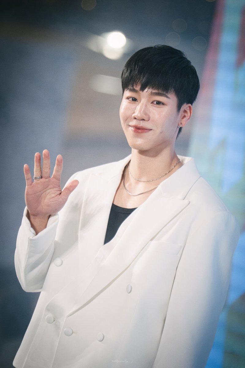 rollsanalog7's tweet image. 15.11.2025    ลุคออกงานสมาคม

DESTINY CLINIC YINWAR NOV
#FriendsofDestinyYinWar 
#warwanarat ; @warwanarat