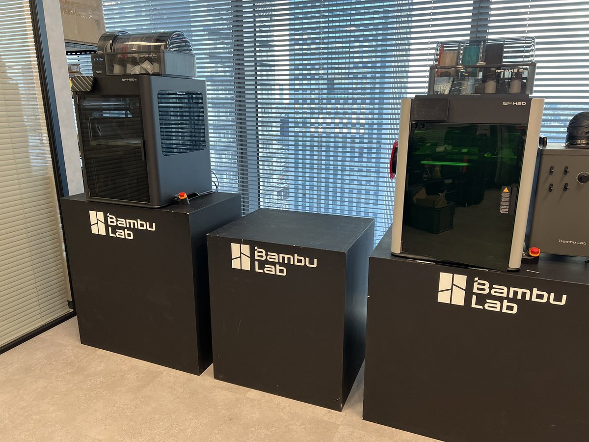 ゆらたろう様の専用ページ あれっショールームのH2D君がいない…⁉️ そういえば明日はOSAKA