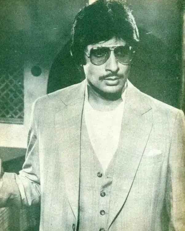 Congratulation <a href="/SrBachchan/">Amitabh Bachchan</a> Gurudevji on completion of #42YearsOfPukar <a href="/BIGBonlyAmitabh/">BIG B</a> <a href="/DrAnilLoveAB/">Dr. Anil Vasudev ABEF 🇮🇳</a> <a href="/BachchansFC/">Bachchan’s World 🌏</a> <a href="/AmitAgrawl/">Amit Agrawal 🆎EF Seattle</a> <a href="/xhobdo/">Rupam</a> <a href="/Vibhor4tweet/">Seema's_Vibhor_🆎EF❤️ FAN ❤️</a> <a href="/BigB_Scoopit/">सुप्रीमो....</a> <a href="/EfvijayKumar/">EF Vijay kumar</a> <a href="/PurwiShelke/">Shital Shelke</a> <a href="/CinemaIsHeart/">CINEMAISHEART</a> <a href="/ShubhadipMajum9/">Shubhadip Majumdar</a> <a href="/manishm1942/">MANISH MISHRA ❤️🆎</a> <a href="/AmanKum27059195/">Aman Kumar Jha</a> <a href="/basu_pratik/">Pratik Basu Roy</a> <a href="/joy_nair/">joy nair</a>