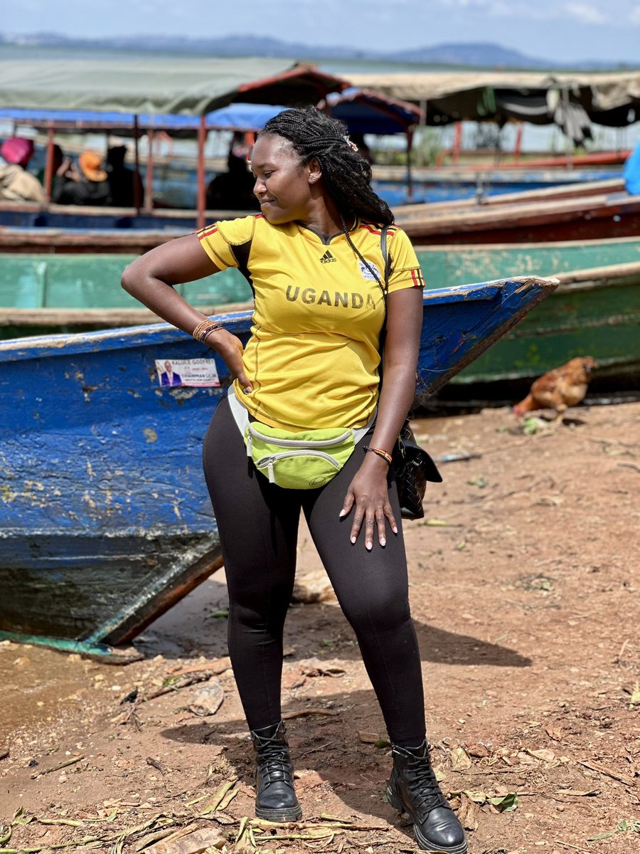 momothepearl's tweet image. On my way to Zenji Katanga I decided to drop by Bulaga landing site. 
The journey on that boat was so refreshing, what a beautiful country we got!
@makindye_rct 
#GoldenPosts