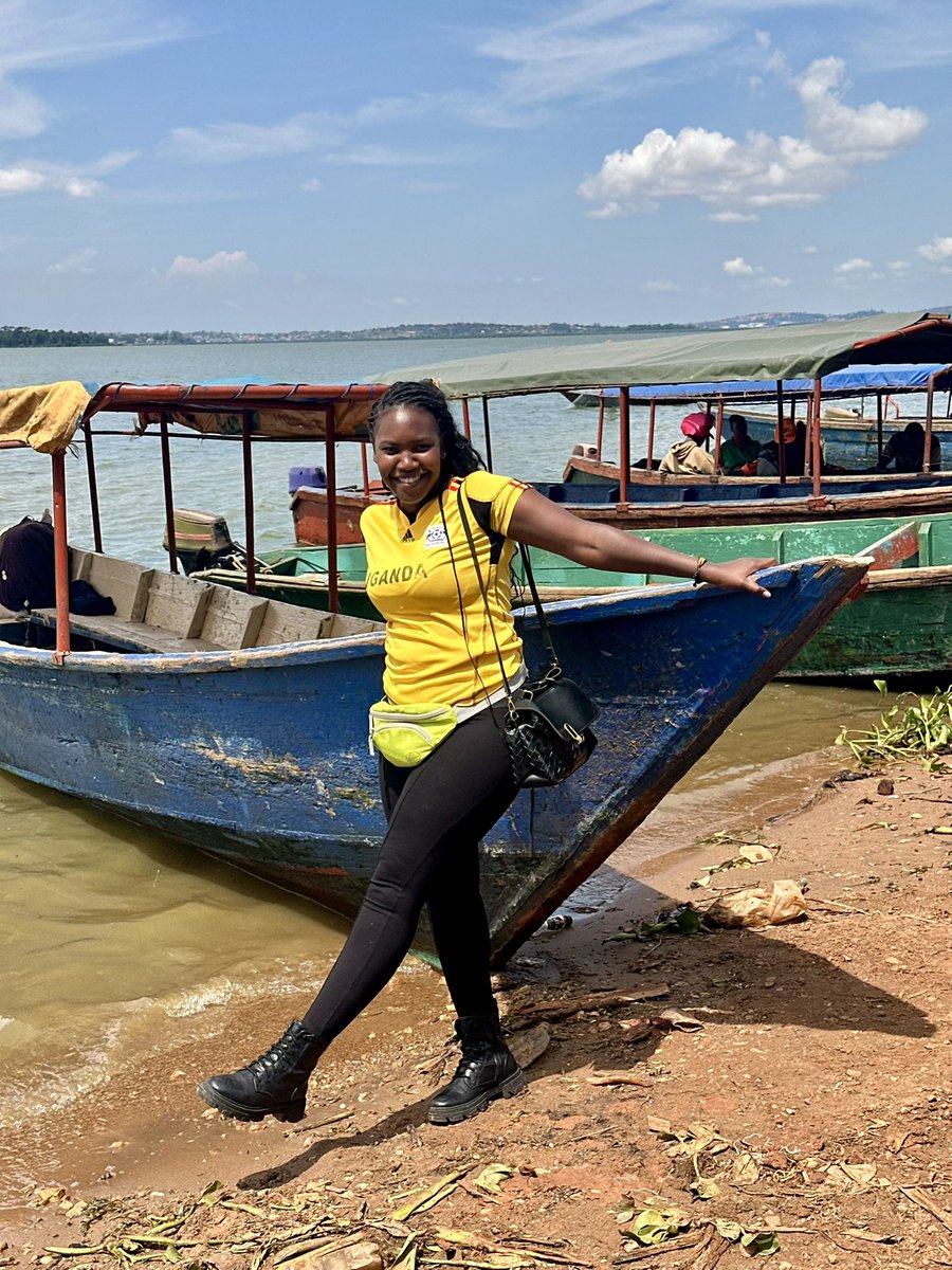 momothepearl's tweet image. On my way to Zenji Katanga I decided to drop by Bulaga landing site. 
The journey on that boat was so refreshing, what a beautiful country we got!
@makindye_rct 
#GoldenPosts