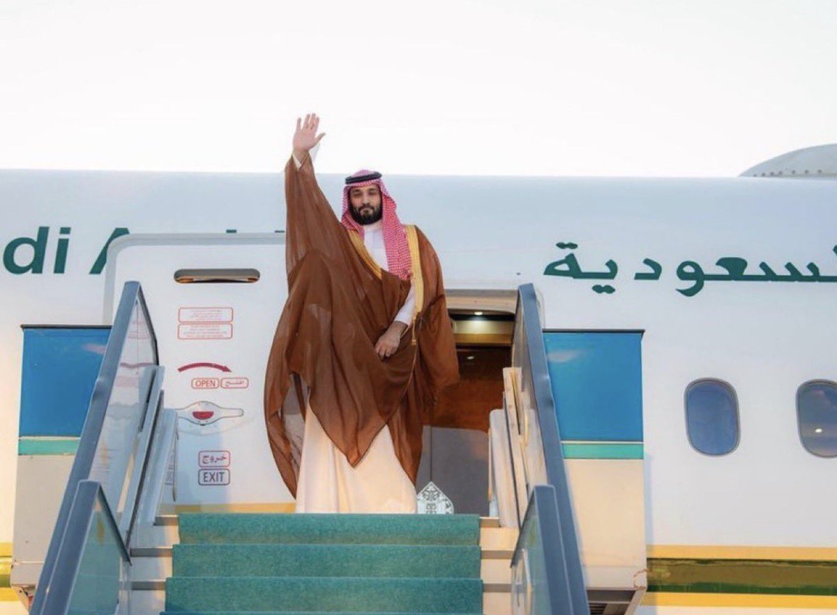 الفخر والعز في صورة