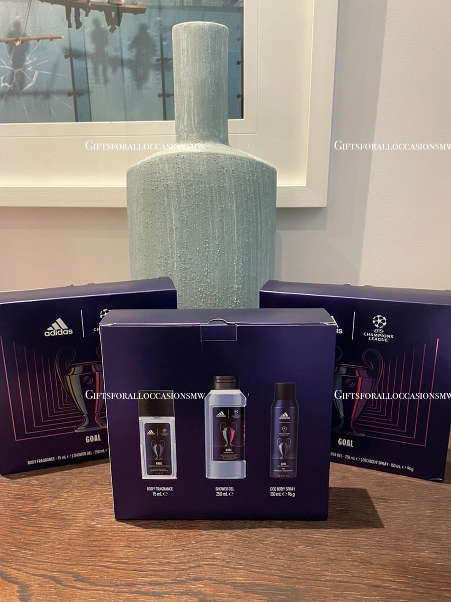 macjojo1's tweet image. Black Friday Sale @Giftsforallocc1 
Gravity Mall City Center Shop No13 Next to Sana 
20% Off all Instore items 
Items ranging from Mk4 000 upwards 
0886130138 or 0994001537