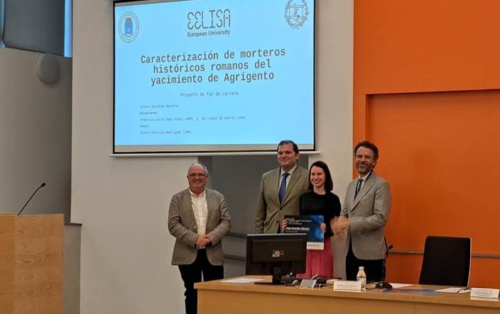 La_UPM's tweet image. 📢¡Enhorabuena a Aitana González, estudiante #UPM, por el premio obtenido por su TFG!
Aitana ha recibido el Premio @SOCIEMAT Fundación Caja de Ingenieros al Mejor Trabajo de Fin de Grado 2025 por su investigación en el marco de #EELISA.
Léelo: short.upm.es/imiim
#somosUPM